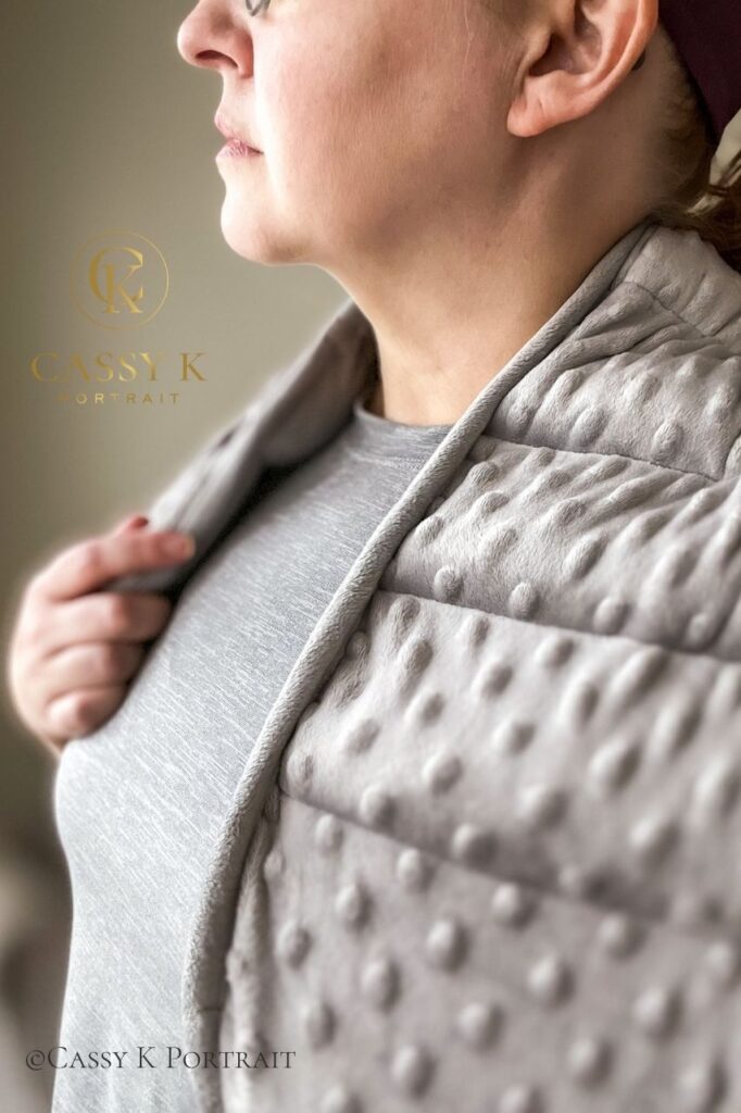 Cassy boudoir photographer of Cassy K Portrait talks about her favorite weighted neck wrap